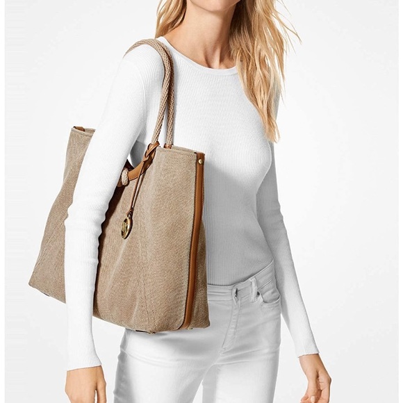 michael kors isla satchel